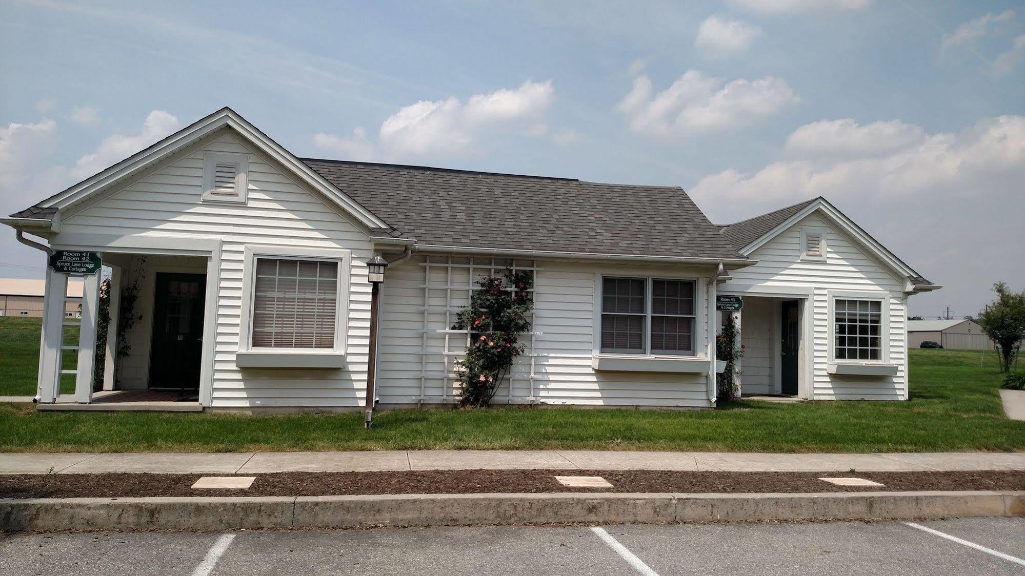 Spruce Lane Lodge&Cottages Smoketown  Exterior foto